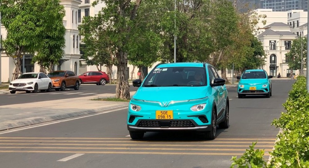 làm tài xế taxi xanh SM